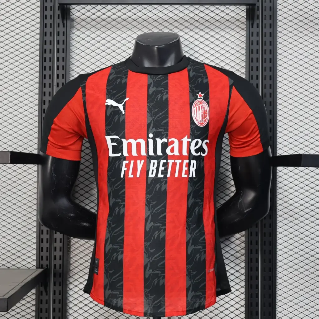 AC Milan 2025-26 Home Kit   (S, fan)