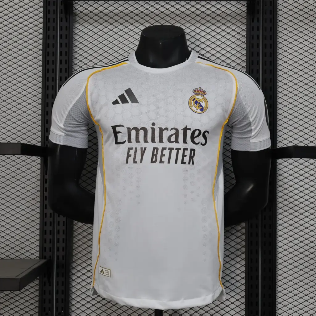 Real Madrid 2025-26 Home Kit   (S, fan)