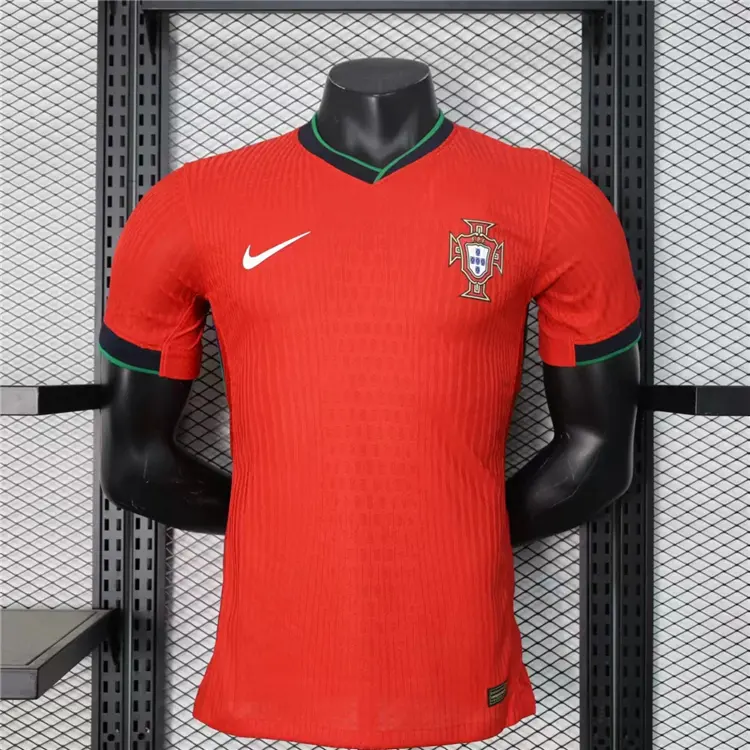 Portugal 2024-2025 Home Kit   (S, fan)