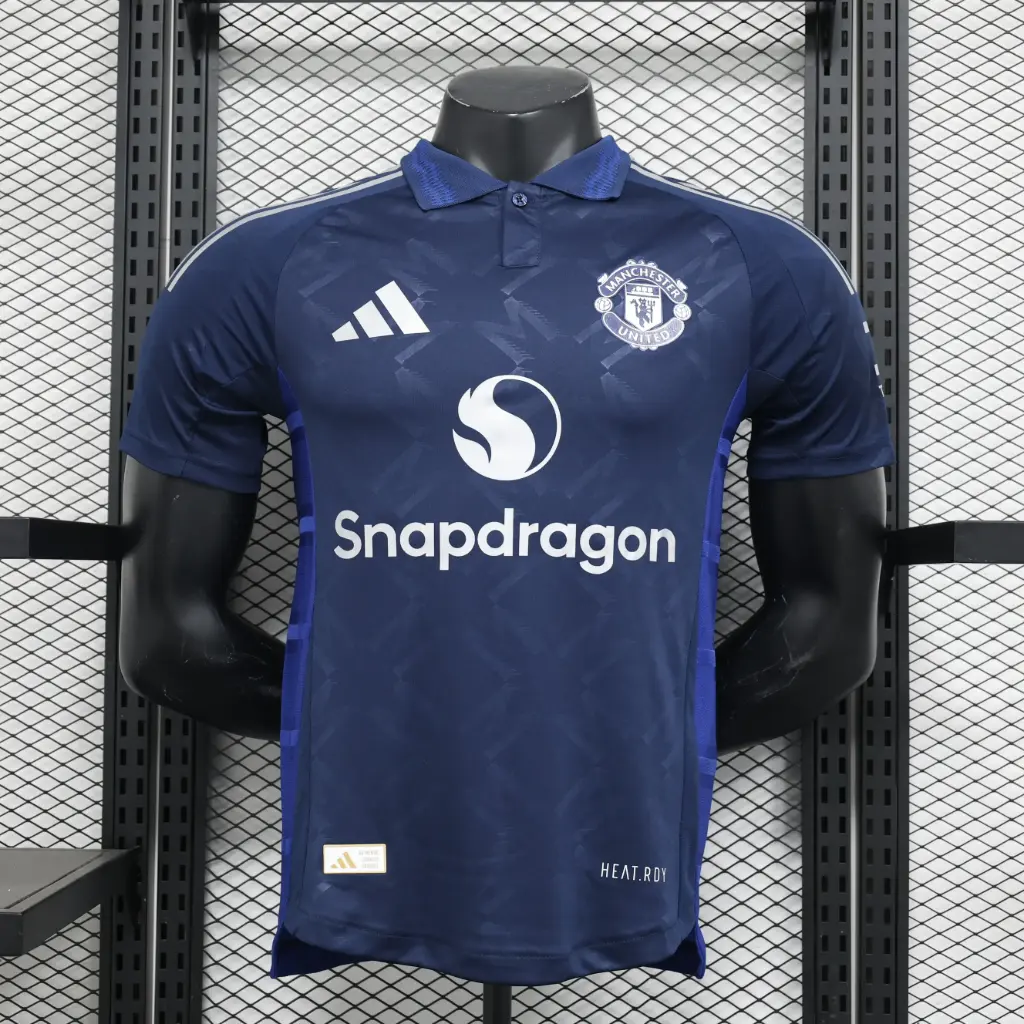 Manchester United 2024-2025 Away Kit      (S, fan)